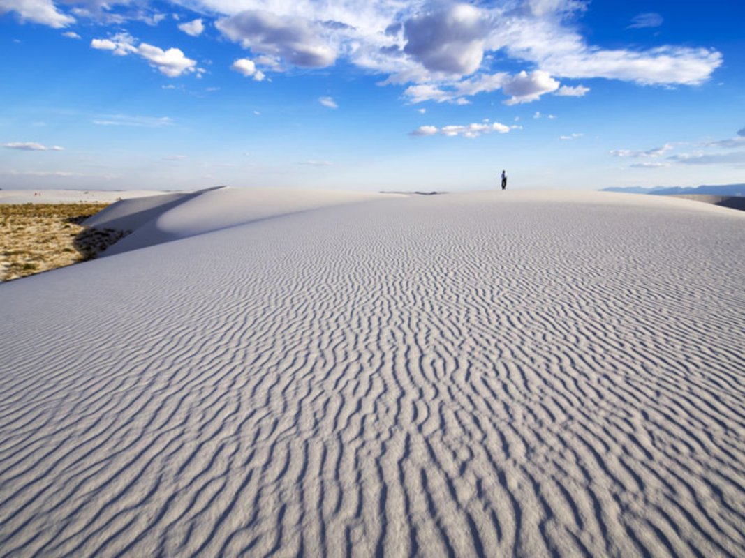 nm-white-sands-nm_shutterstock_700v.jpg